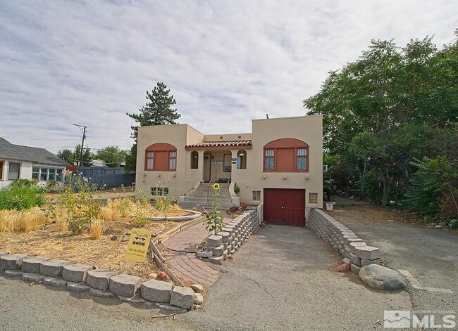Building Photo - 1050 Holcomb Ave Rental