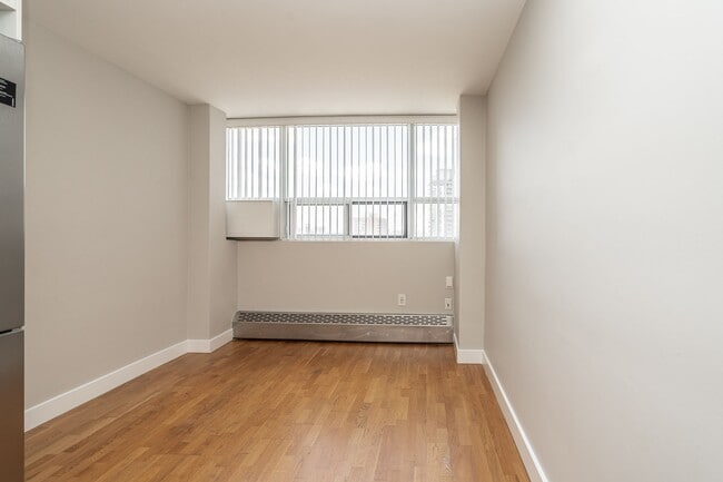 730 St Clarens Ave Unit 317