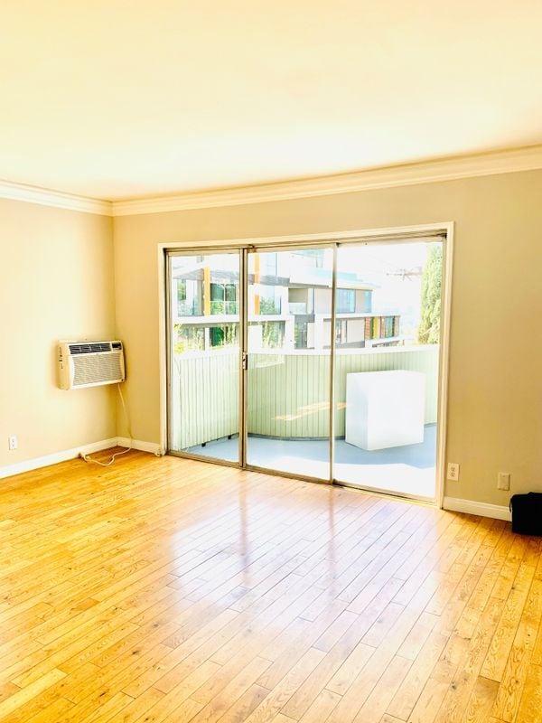 Photo - 1323 N Olive Dr Unidad 41B