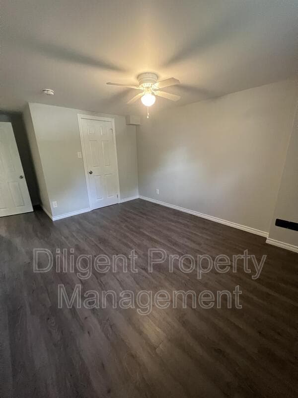 Photo - 926 Dainard Dr