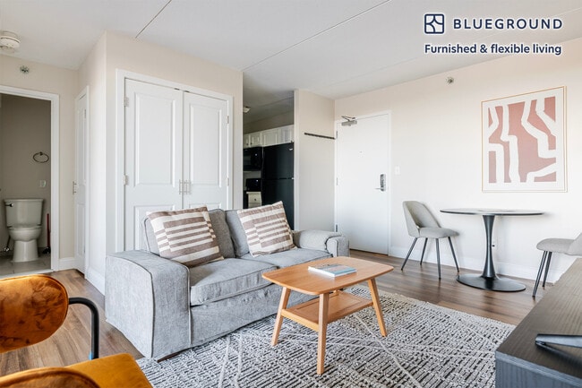 Photo - 812 Memorial Dr Unit FL5-ID1270