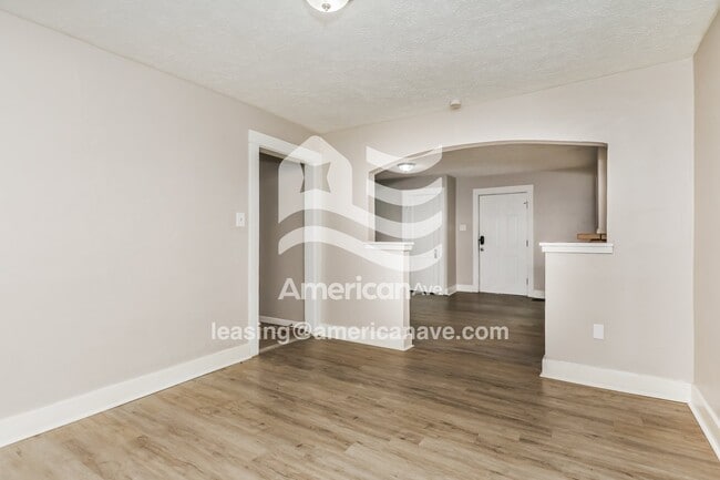 Photo - 329 Pointview Ave