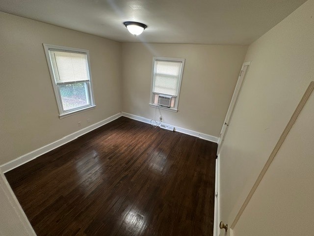 Photo - 373 Juless St
