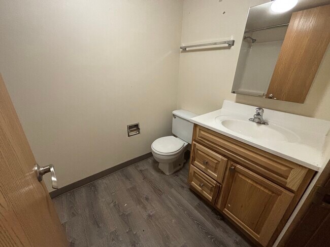 Photo - Tropicana Apartments