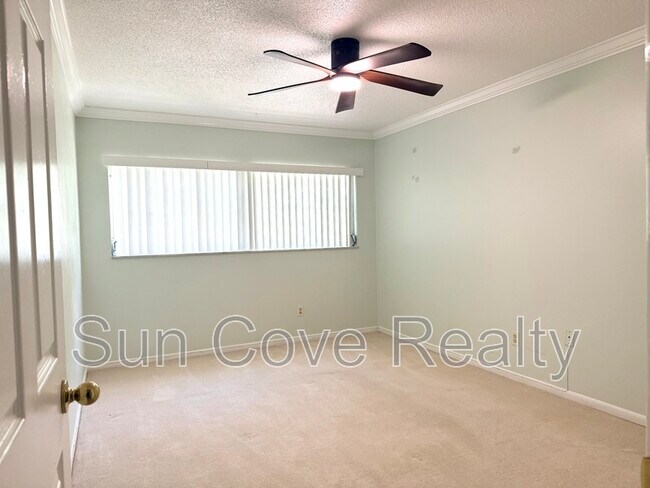 Photo - 5880 38th Ave N Unit Apt 305