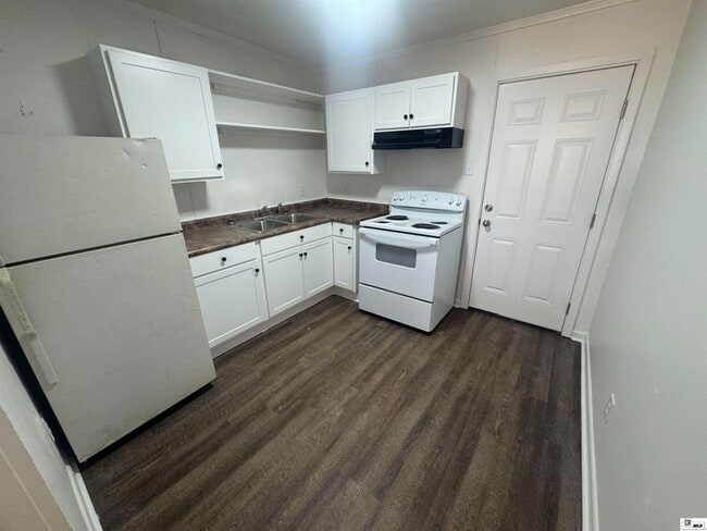 Photo - 207 Oaklawn Dr