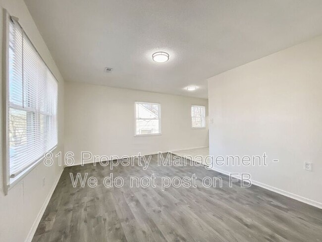 Photo - 2917 S 51st Terrace