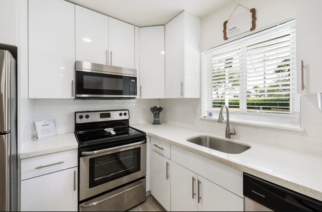 Photo - 1702 SW 20th St