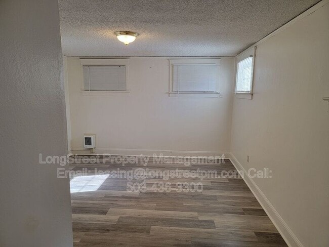 Photo - 1745 NW Jackson Ave