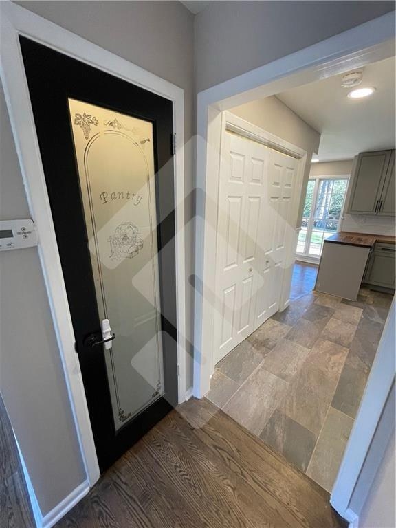 Photo - 9935 La View Cir