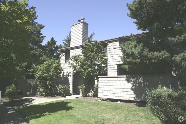 Photo - Kingsgate Park Condominiums