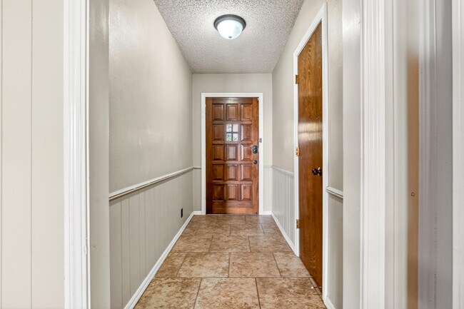 Photo - 225 N Terry Dr