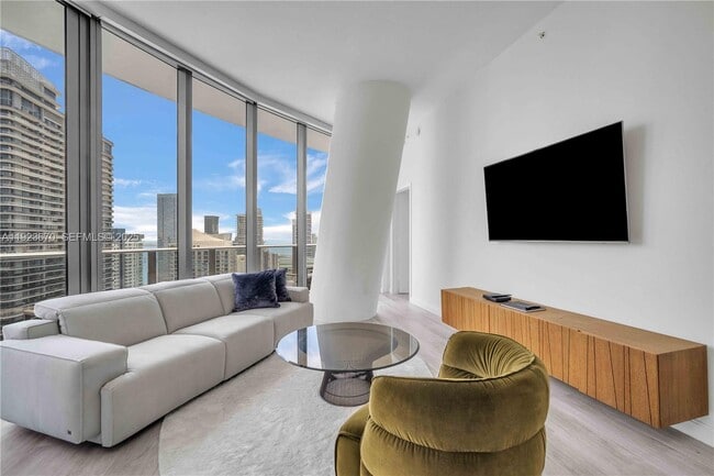 Photo - 55 SW 9th St Unit 4403