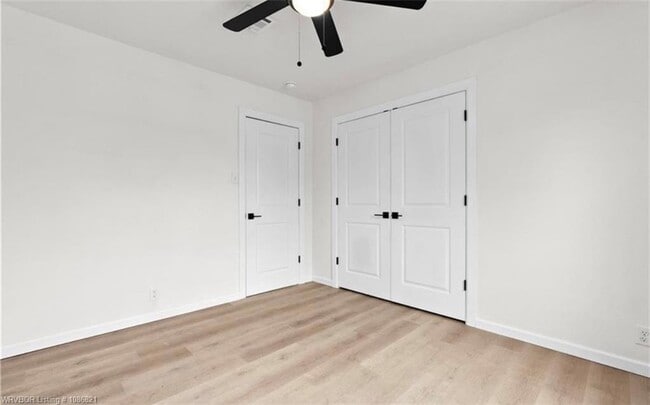 Photo - 48 W Gary St