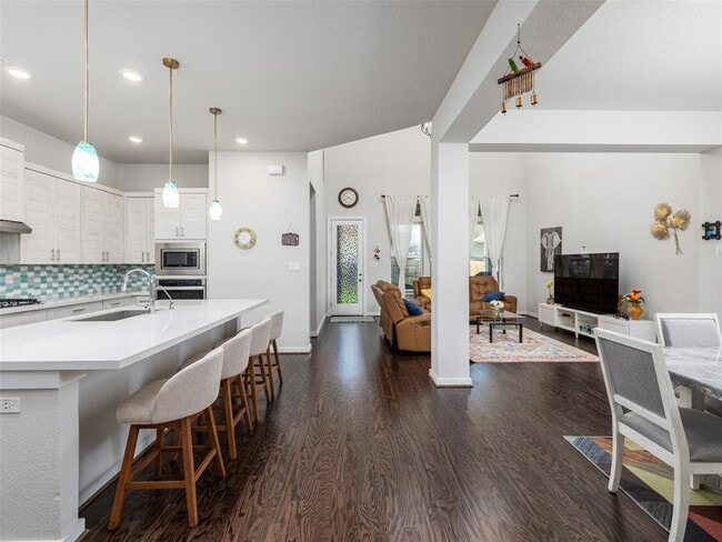Photo - 6512 Covina Ln