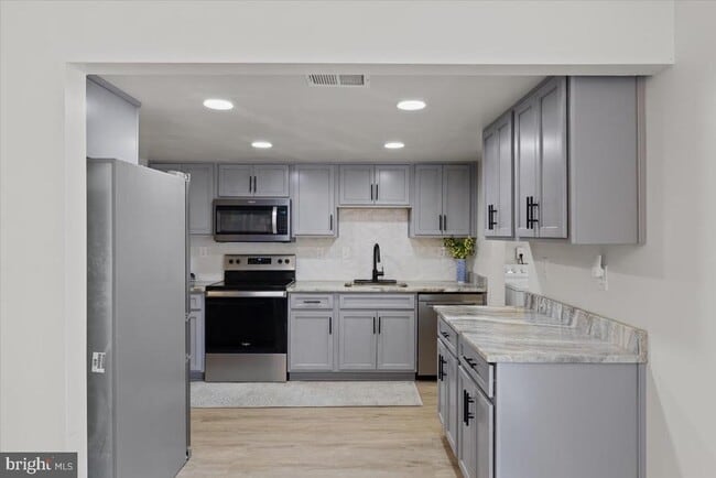 Photo - 12909 Marquette Ln