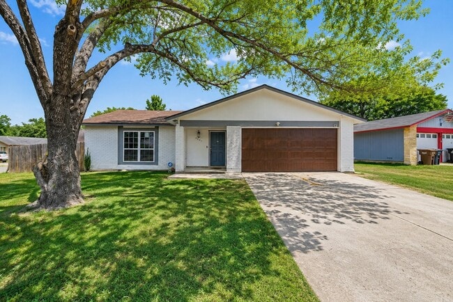 Building Photo - 6807 Laguna Norte