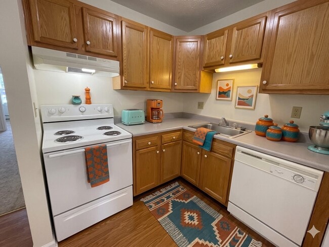 Photo - 3951 Brown Ave Unidad 112