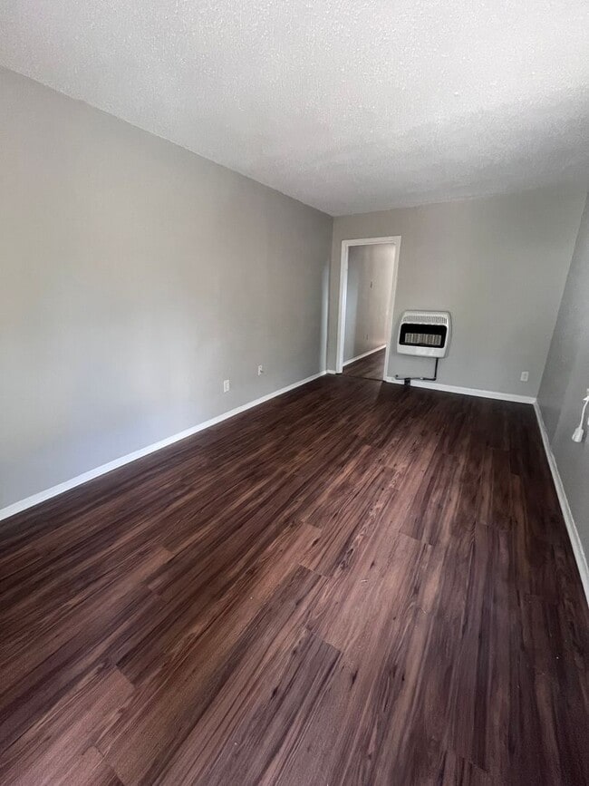Photo - 2115 Bennett Ave