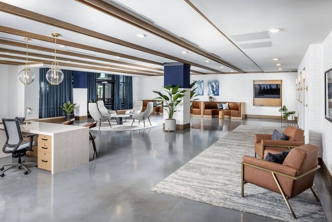 Photo - Encore Mid City