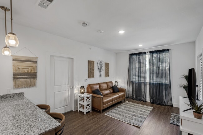 Flat Creek Apartments