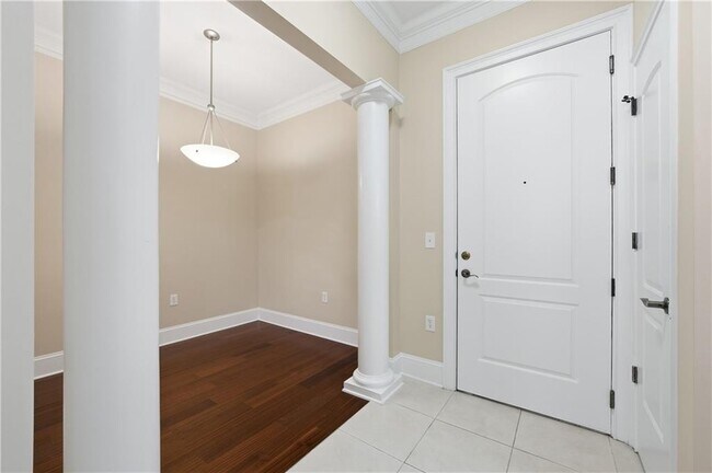 Photo - 3621 Vinings Slope SE Unit 2115