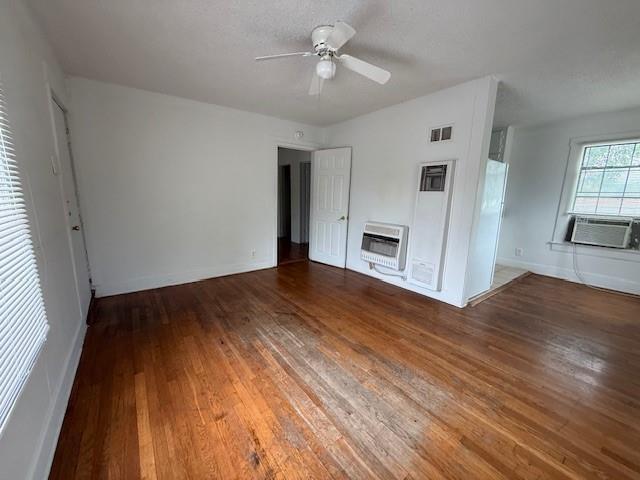 Photo - 618 Santos St Unit B