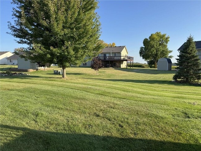 Photo - 438 Lake Trail