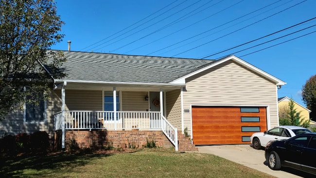 Photo - 4219 Chilton Way