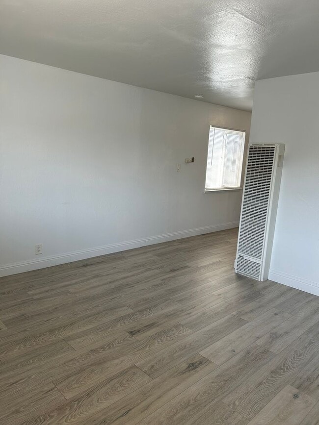 1461 103rd Ave