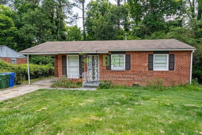 Building Photo - 451 Fairlock Ln NW