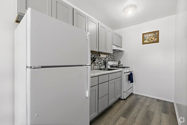 Building Photo - 425 Madison Ave. Unit 56 Rental