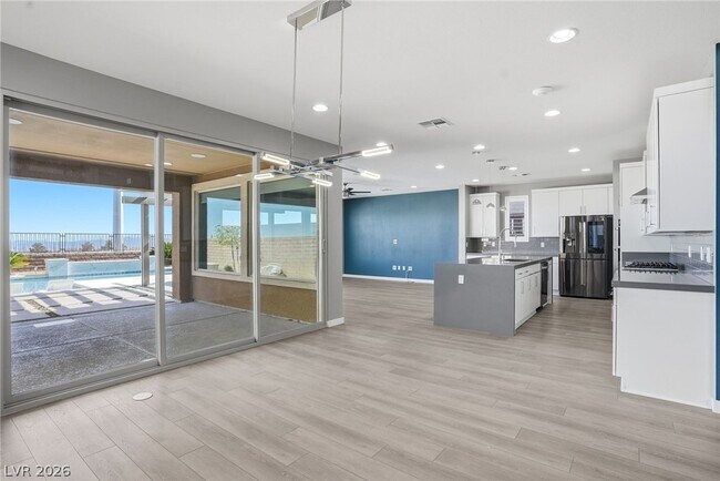 Photo - 2604 Evolutionary Ln