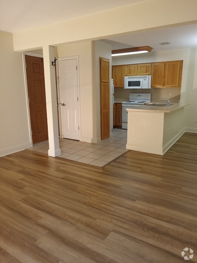 Building Photo - 2881 Huntington Blvd Unit 123 Rental