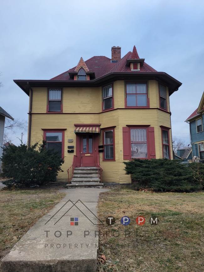 Photo - 1427 2nd Ave SE Unidad 4