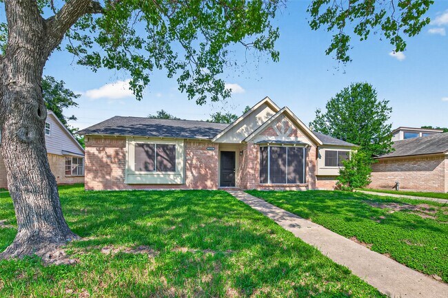 Photo - 22206 Red River Dr