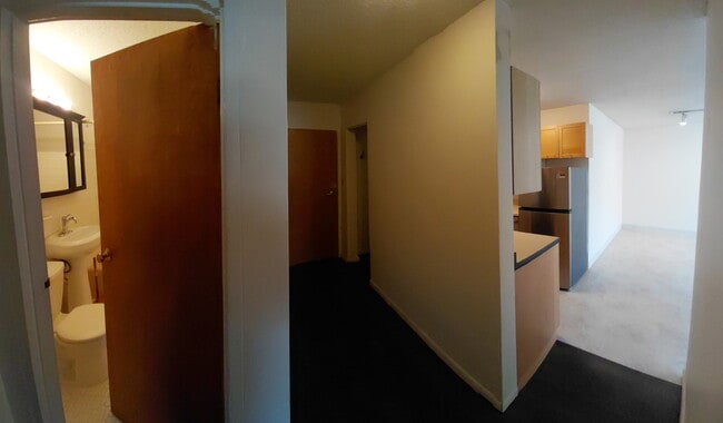 Photo - 1912 DuPont Ave S Unit 106