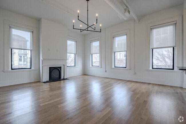 1BR, 1BA - 706SF - 202 - Washington Lofts