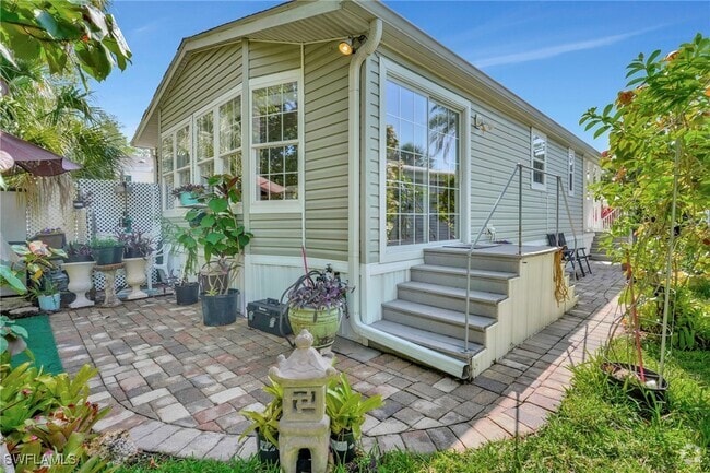 Building Photo - 10709 Roseate Spoonbill Cir Rental