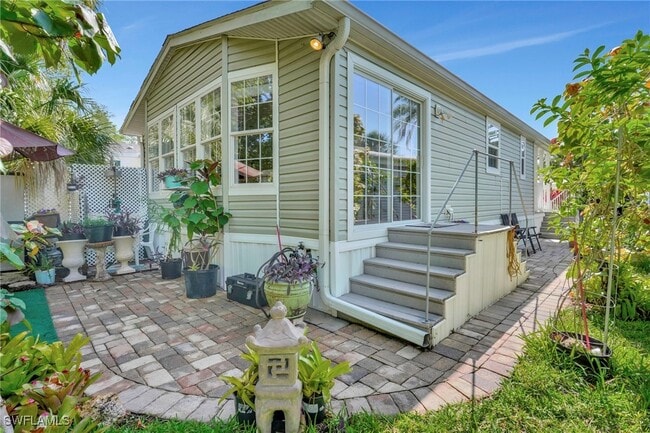 Photo - 10709 Roseate Spoonbill Cir House