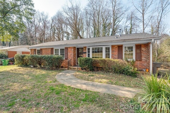 Photo - 4914 Kistler Ave