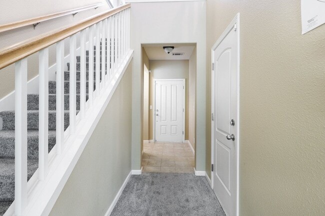 Photo - 3 BED 2.5 BATH TOWNHOME IN THE VILLAGES OF SHASTA VIEW GARDENS