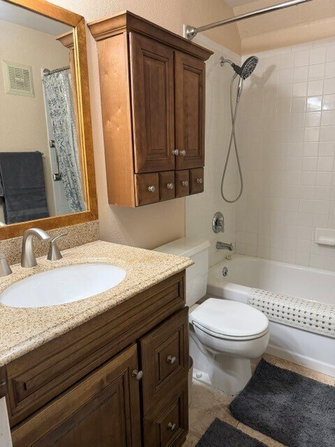 Photo - 1032 Vine St Unit Studio