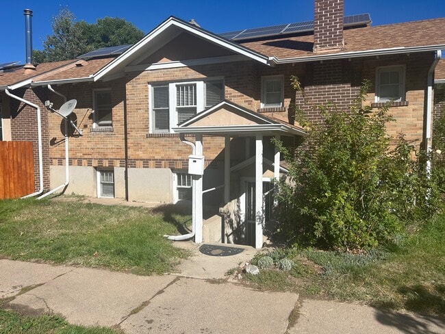 Building Photo - 1891 S Pennsylvania St Unit apartment basement