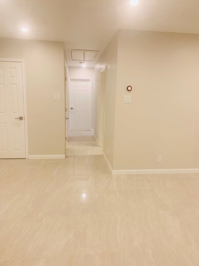 Photo - 3134 Stoney Creek Rd