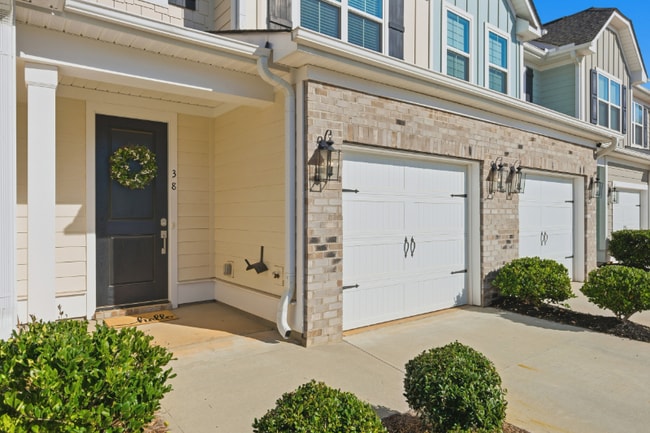 Photo - 38 Red Horse Way