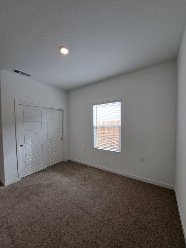 Photo - Stunning 3-Bedroom Single-Level Home in Fresno with Solar!