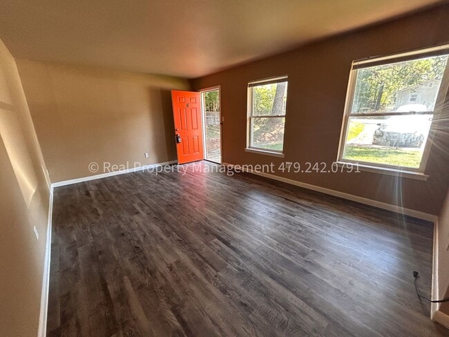Photo - 2301 S V St Unidad Apt - 4
