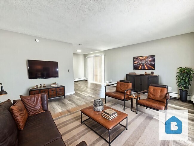 Building Photo - 4502 Picturesque Cir Unit 1 Rental