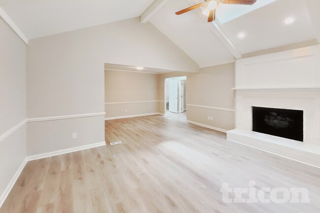 Photo - 2309 Pastille Ln
